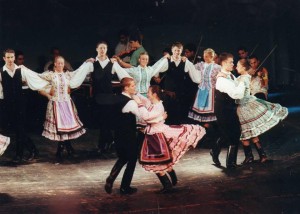 Szatmári táncok 1988 - Talentum Iskola tánckar