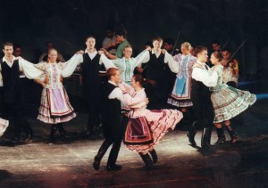 Szatmári táncok - Talentum Iskola tánckar 